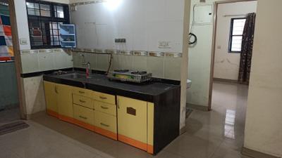 Kitchen Image of 950 Sq.ft 2 BHK Apartment / Flat for rent in Magarpatta Iris, Magarpatta City Pune for Rs. 34000