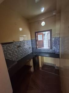Kitchen Image of 850 Sq.ft 2 BHK Independent House for rent in Patuli Kolkata for Rs. 11500