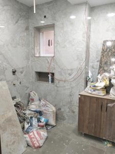 Common Bathroom Image of 1250 Sq.ft 3 BHK Apartment / Flat for sale in DDA Flats, Vikaspuri New Delhi for Rs. 14500000