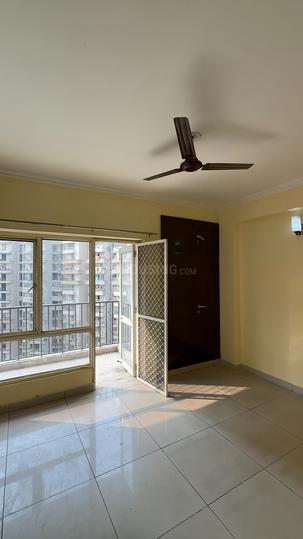 Panchsheel Greens Main Image 1