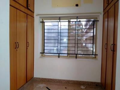 Bedroom Image of 1050 Sq.ft 2 BHK Builder Floor for rent in Domlur Layout Bengaluru for Rs. 35000