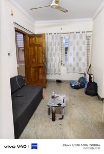 Hall Image of 800 Sq.ft 2 BHK Apartment / Flat for rent in Halasuru Bengaluru for Rs. 30000