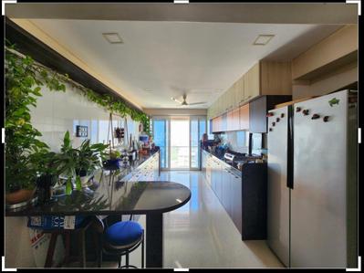 Image of 2500 Sq.ft 4 BHK Duplex for sale in Spark Desai Oceanic, Worli, Mumbai for Rs. 115000000