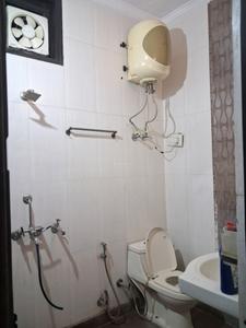 Common Bathroom Image of 900 Sq.ft 2 BHK Builder Floor for sale in Ramesh Nagar New Delhi for Rs. 12000000