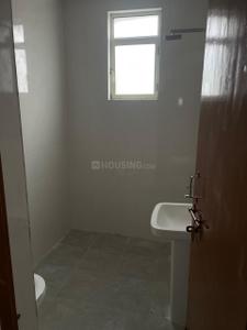 Bathroom Image of 1400 Sq.ft 2 BHK Builder Floor for rent in Swatantra Indraprastha Apartments, Sector 32 Faridabad for Rs. 20000