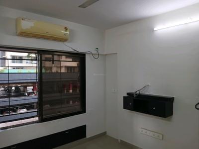 Bedroom Image of 900 Sq.ft 2 BHK Apartment / Flat for sale in Satnam Apartments, Cuffe Parade Mumbai for Rs. 50000000