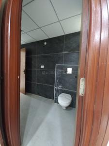 Bathroom Image of 1720 Sq.ft 4 BHK Apartment / Flat for sale in RR Pallacia, Sunder Nagar Jaipur for Rs. 9950000