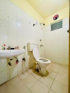 Bathroom Image of 1289 Sq.ft 3 BHK Apartment / Flat for sale in Sodepur Kolkata for Rs. 8400000