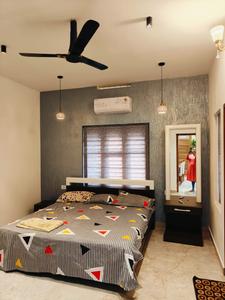 Bedroom Image of 3000 Sq.ft 3 BHK Independent House for rent in Kunnamangalam Kozhikode for Rs. 36000