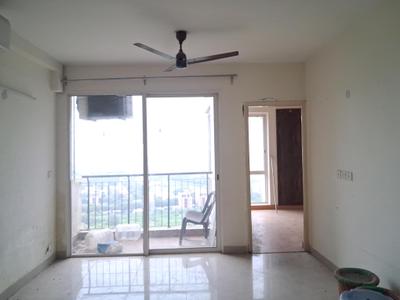 Living Room Image of 750 Sq.ft 2 BHK Apartment / Flat for rent in Jaypee Aman, Aurangabad Noida for Rs. 18000