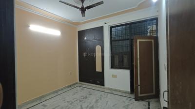 Bedroom Image of 1650 Sq.ft 2 BHK Builder Floor for rent in Sector 46 Gurgaon for Rs. 36000