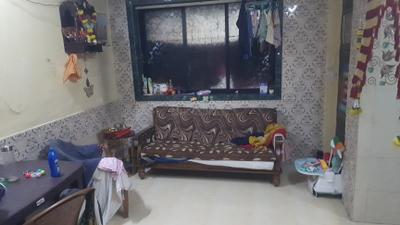 Living Room Image of 600 Sq.ft 1 BHK Apartment / Flat for rent in Kopar Khairane Navi Mumbai for Rs. 28000