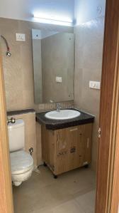 Bathroom Image of 1674 Sq.ft 3 BHK Apartment / Flat for rent in Sector 150 Noida for Rs. 35000