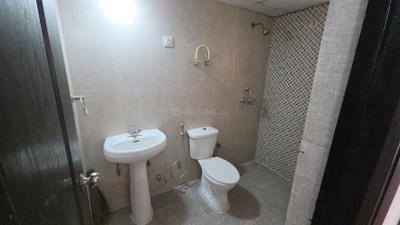 Image of 1100 Sq.ft 3 BHK Apartment / Flat for rent in Aditya City Apartment Ghaziabad, Wave City, Ghaziabad for Rs. 18000