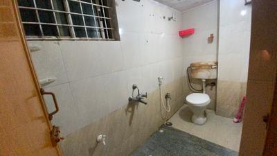 Image of 1100 Sq.ft 2 BHK Apartment / Flat for rent in Rajajinagar, Bengaluru for Rs. 18500