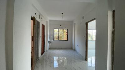 Living Room Image of 841 Sq.ft 2 BHK Apartment / Flat for sale in Keshtopur Kolkata for Rs. 3528000