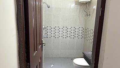 Bathroom Image of 1230 Sq.ft 2.5 BHK Builder Floor for sale in Wave Floors, Wave City Ghaziabad for Rs. 9500000