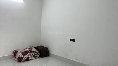 Bedroom Image of 798 Sq.ft 2 BHK Builder Floor for sale in Picnic Garden Kolkata for Rs. 4050000