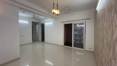 Living Room Image of 1160 Sq.ft 2.5 BHK Apartment / Flat for rent in Arihant Ambar, Noida Extension Greater Noida for Rs. 19500