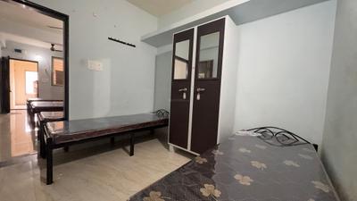 Bedroom Image of 800 Sq.ft 1 BHK Builder Floor for rent in Gokhalenagar Pune for Rs. 23000