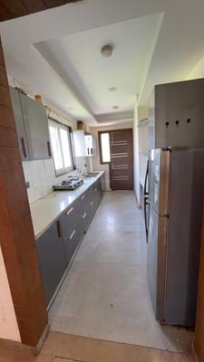 Kitchen Image of 2400 Sq.ft 3 BHK Builder Floor for rent in Vipul World, Sector 48 Gurgaon for Rs. 62000
