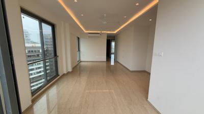 Living Room Image of 1200 Sq.ft 3 BHK Apartment / Flat for sale in Khar West Mumbai for Rs. 115000000