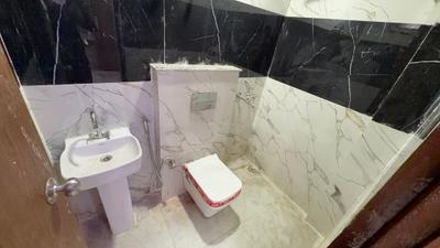 Image of 1400 Sq.ft 3 BHK Apartment / Flat for sale in Sector 110, Noida for Rs. 6300000