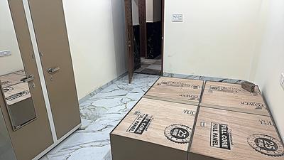 1 RK Independent Builder Floor