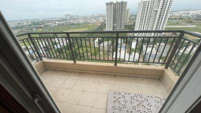 Balcony Image of 990 Sq.ft 2 BHK Apartment / Flat for rent in Ruchira Sapphire Smart Homes, Mahurali Ghaziabad for Rs. 18000