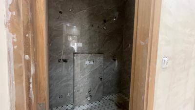 Bathroom Image of 1150 Sq.ft 3 BHK Builder Floor for sale in Chittaranjan Park New Delhi for Rs. 30000000