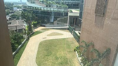 Balcony Image of 1350 Sq.ft 3 BHK Apartment / Flat for rent in Piramal Mahalaxmi, Mahalakshmi Mumbai for Rs. 280000