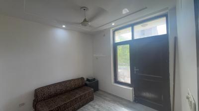 Living Room Image of 700 Sq.ft 1 BHK Builder Floor for rent in Sector 57 Gurgaon for Rs. 20000