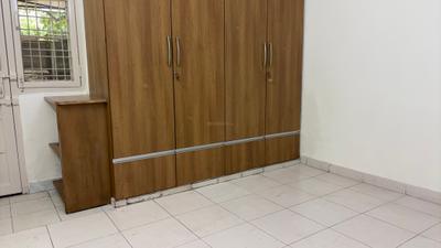 Bedroom Image of 1450 Sq.ft 3 BHK Apartment / Flat for rent in DDA Flats Sarita Vihar, Sarita Vihar New Delhi for Rs. 72000