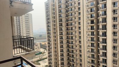 Balcony Image of 750 Sq.ft 2 BHK Apartment / Flat for sale in Signature Global The Millennia 3, Sector 37D Gurgaon for Rs. 7000000