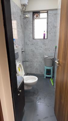 Image of 1000 Sq.ft 3 BHK Apartment / Flat for sale in U K Silver Coin CHSL, Malad West, Mumbai for Rs. 35000000