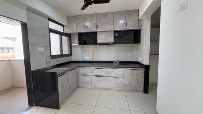 Kitchen Image of 1400 Sq.ft 3 BHK Apartment / Flat for rent in Shiv Shakti Uma Greens, Kudasan Gandhinagar for Rs. 25000