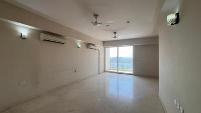 Living Room Image of 2106 Sq.ft 3 BHK Apartment / Flat for sale in DLF The Ultima, Sector 81 Gurgaon for Rs. 36000000