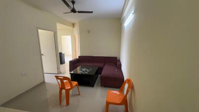 Living Room Image of 900 Sq.ft 3 BHK Apartment / Flat for sale in Pyramid Altia, Sector 70 Gurgaon for Rs. 9000000