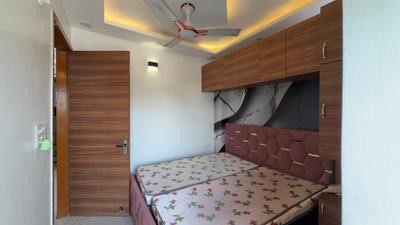 Bedroom Image of 450 Sq.ft 1 BHK Builder Floor for rent in Dwarka Mor New Delhi for Rs. 16500