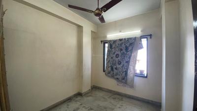 Bedroom Image of 2050 Sq.ft 5 BHK Apartment / Flat for sale in Ariadaha Kolkata for Rs. 7400000