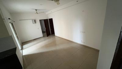 Living Room Image of 1340 Sq.ft 3 BHK Apartment / Flat for rent in Gulshan Ikebana, Sector 143 Noida for Rs. 32000