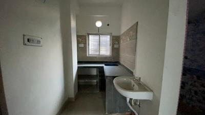 Kitchen Image of 680 Sq.ft 2 BHK Apartment / Flat for sale in Keshtopur Kolkata for Rs. 3128000