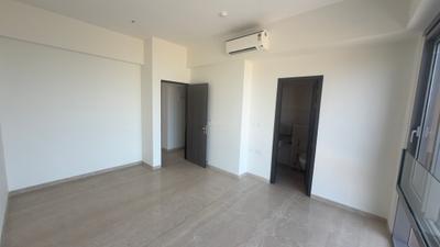 Bedroom Image of 2400 Sq.ft 4 BHK Apartment / Flat for rent in Piramal Mahalaxmi, Worli Mumbai for Rs. 375000