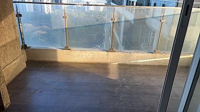 Bedroom Image of 980 Sq.ft 2 BHK Apartment / Flat for sale in L&amp;T Crescent Bay Tower T2, Parel Mumbai for Rs. 35000000