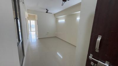 Living Room Image of 750 Sq.ft 3 BHK Apartment / Flat for rent in Habitat Prime, Sector 99A Gurgaon for Rs. 18000