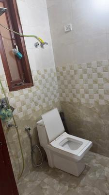 Bathroom Image of 600 Sq.ft 1 BHK Apartment / Flat for sale in Saket Harmony, Said-Ul-Ajaib New Delhi for Rs. 2400000