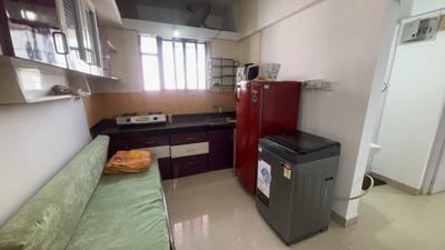 Kitchen Image of 570 Sq.ft 1 BHK Apartment / Flat for rent in Magarpatta Heliconia, Hadapsar Pune for Rs. 27500
