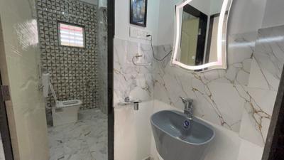 Bathroom Image of 650 Sq.ft 1 BHK Apartment / Flat for rent in Wadgaon Sheri Pune for Rs. 23000