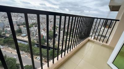 Image of 890 Sq.ft 2 BHK Apartment / Flat for sale in Gaurs 16th Avenue, Noida Extension, Greater Noida for Rs. 7900000