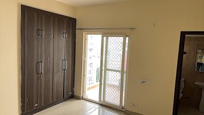 Bedroom Image of 1700 Sq.ft 3 BHK Apartment / Flat for rent in Paramount Emotions, Noida Extension Greater Noida for Rs. 29000